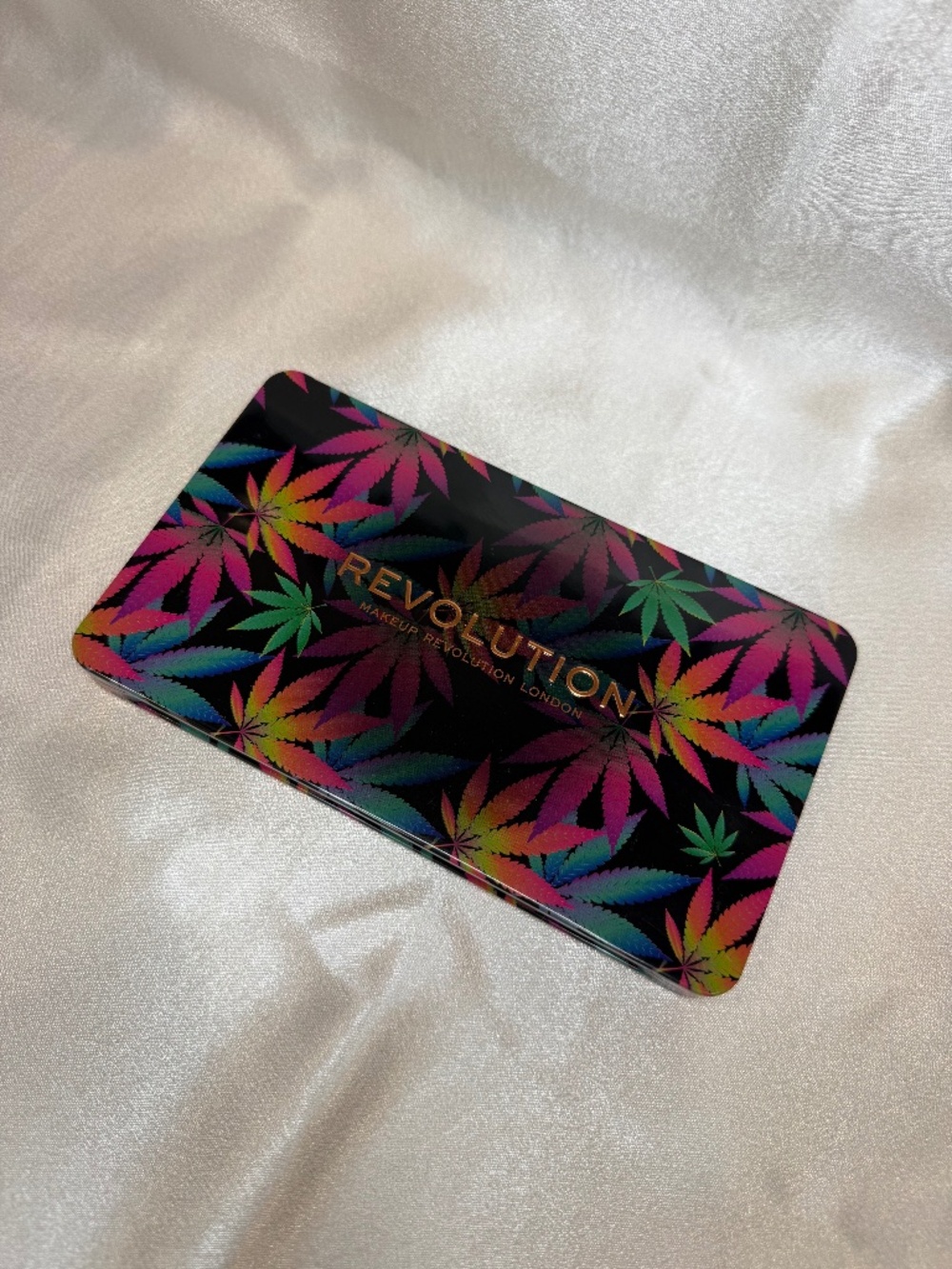 Makeup Revolution Forever Flawless Chilled Eyeshadow Palette